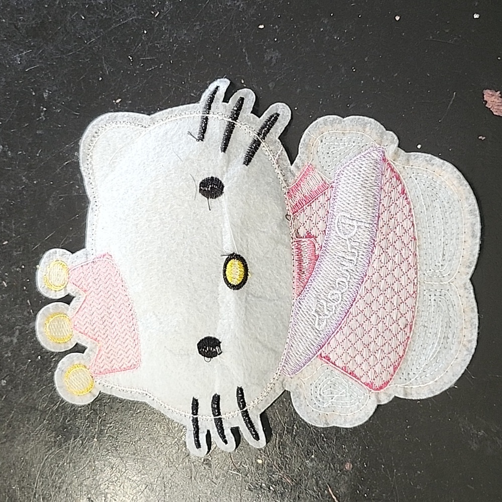 Hello Kitty patch 17×22 - Picture 2 of 2
